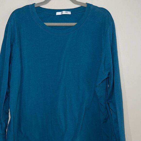 Cloud 9 dark teal blue long sleeve t-shirt longer style with a scoop neck - Picture 2 of 6